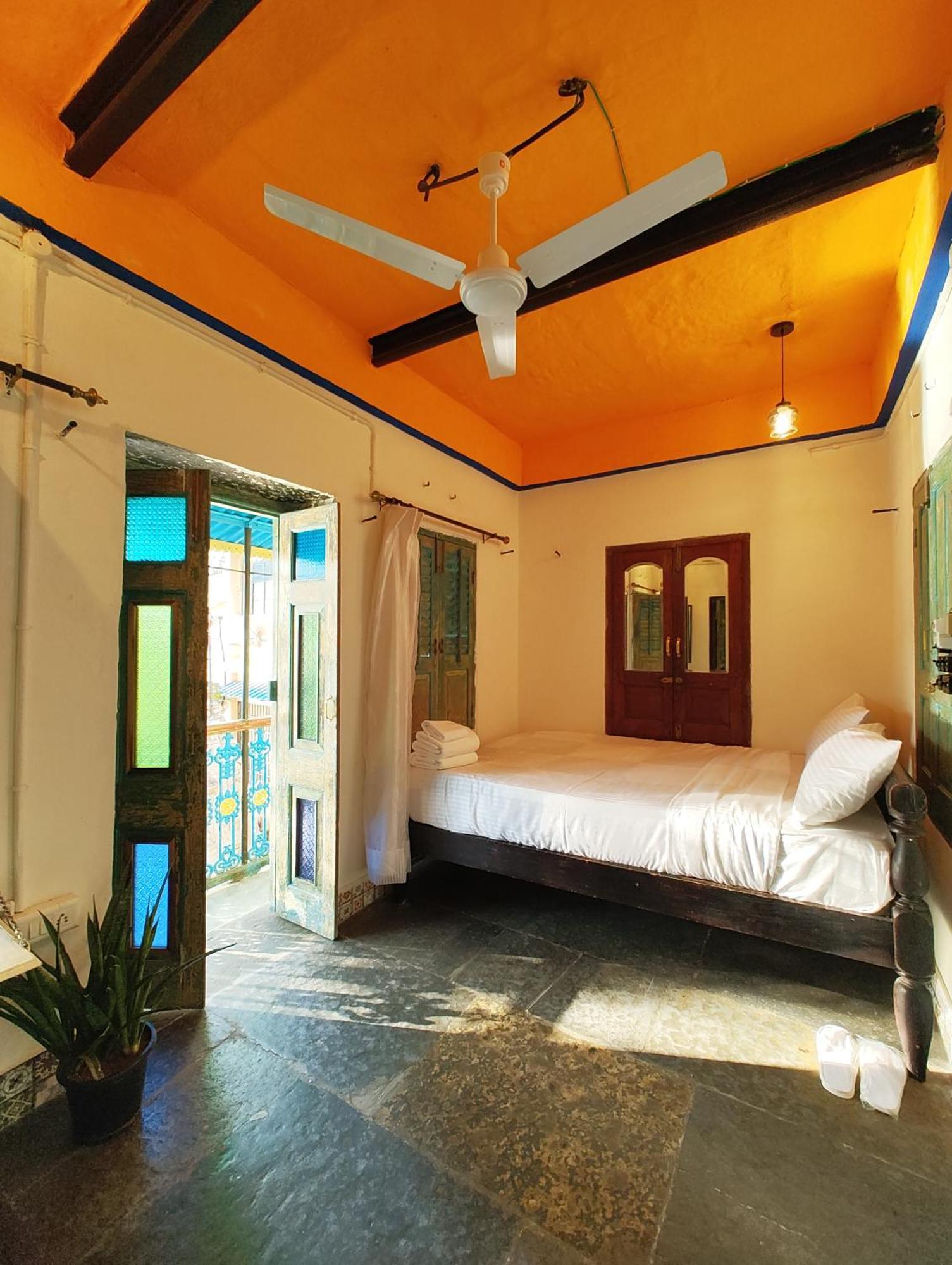 Barefoot Boutique Hotel ウダイプル エクステリア 写真