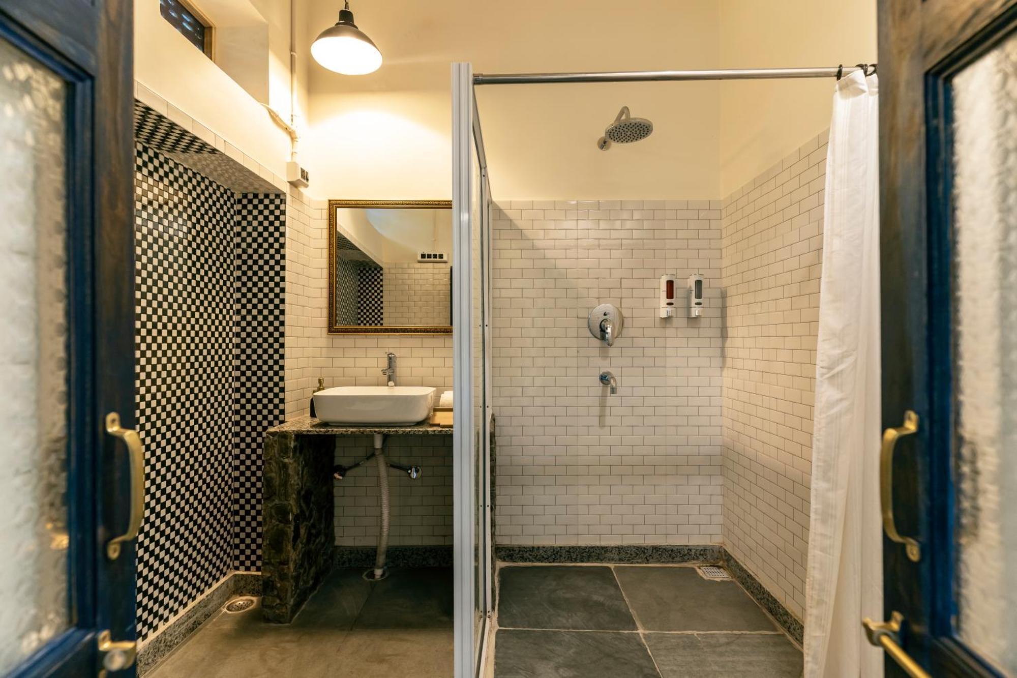 Barefoot Boutique Hotel ウダイプル エクステリア 写真